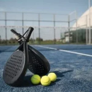 Playing-Tennis-padel-1-300x200